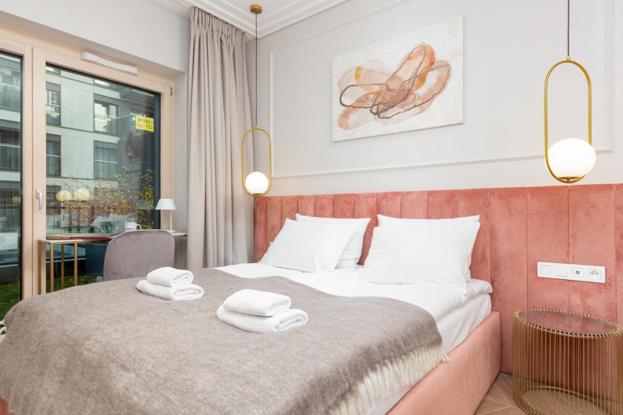 Mennica Residence Apartments By Renters Prestige Varšava Exteriér fotografie